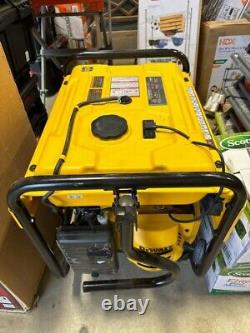 Générateur portable à démarrage électrique DEWALT de 8000 watts à essence