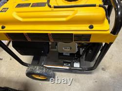 Générateur portable à démarrage électrique DEWALT de 8000 watts à essence