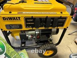 Générateur portable à démarrage électrique DEWALT de 8000 watts à essence