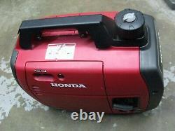 Honda Eu2200i 2200-watt Super Quiet Gas Powered Générateur D’onduleur Portable