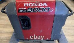 Honda Eu3000is 3000-watt Super Silencieux Générateur D'onduleur Alimenté À Gaz Pick-up Seulement